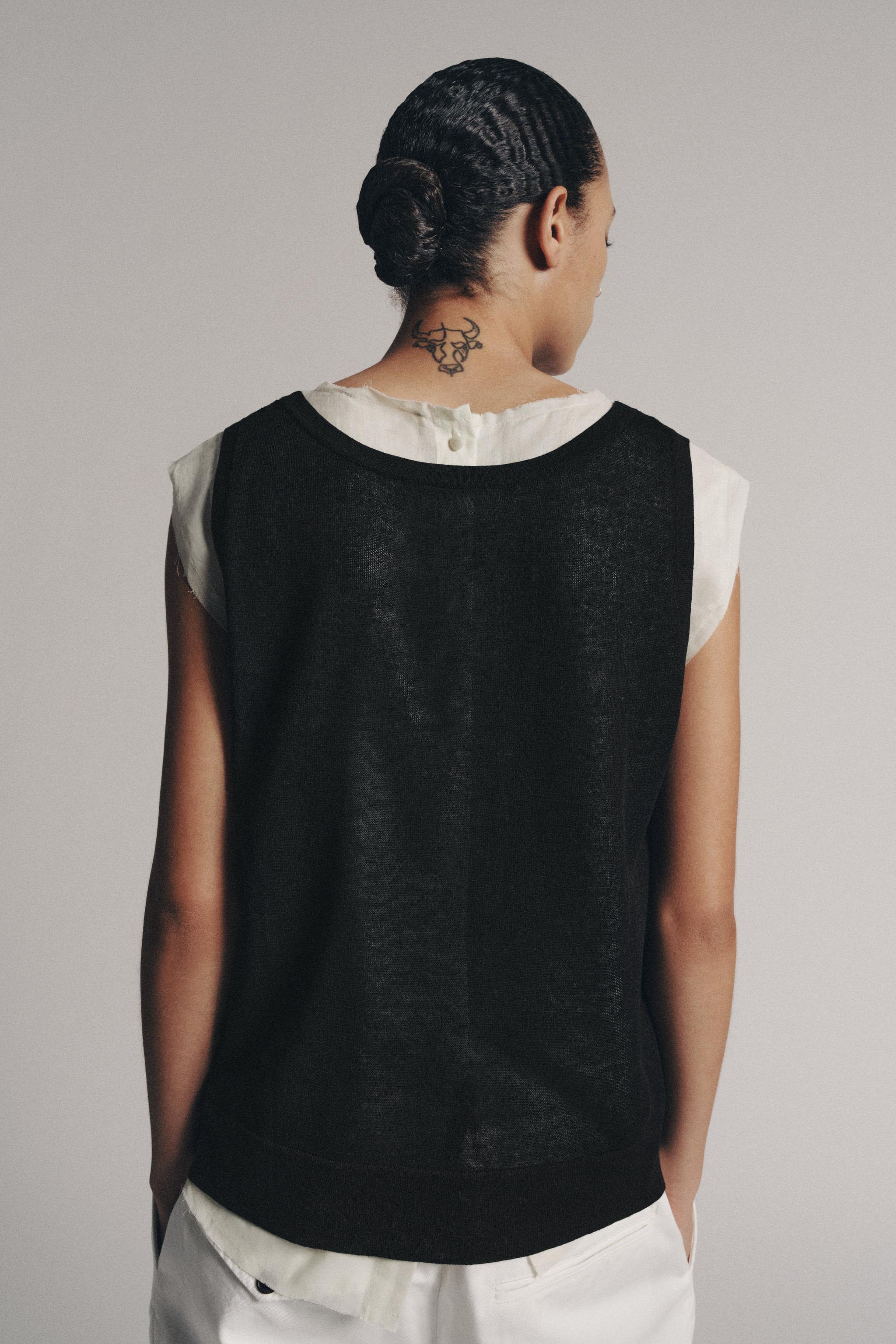COMBINATION KNIT TOP